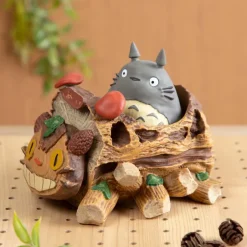 Maison Ghibli Big Totoro & Catbus wagon Planter - My Neighbor Totoro