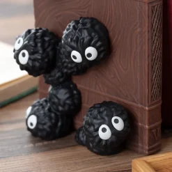 Maison Ghibli Book stand Kurosuke - My Neighbour Totoro