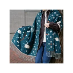 Maison Ghibli STOLE WITH BUTTON WALKING IN SNOW - MY NEIGHBOR TOTORO