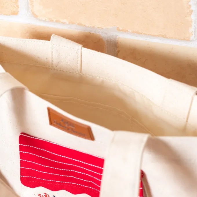 Maison Ghibli Tote bag Jiji in the flowers - Kiki's Delivery Service