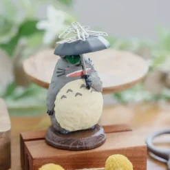 Maison Ghibli Totoro Magnet Statue - My Neighbor Totoro