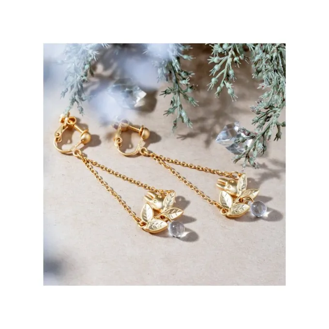 Maison Ghibli White Totoro Clip Earrings Jewel Hidden In A Leaf - My Neighbor Totoro